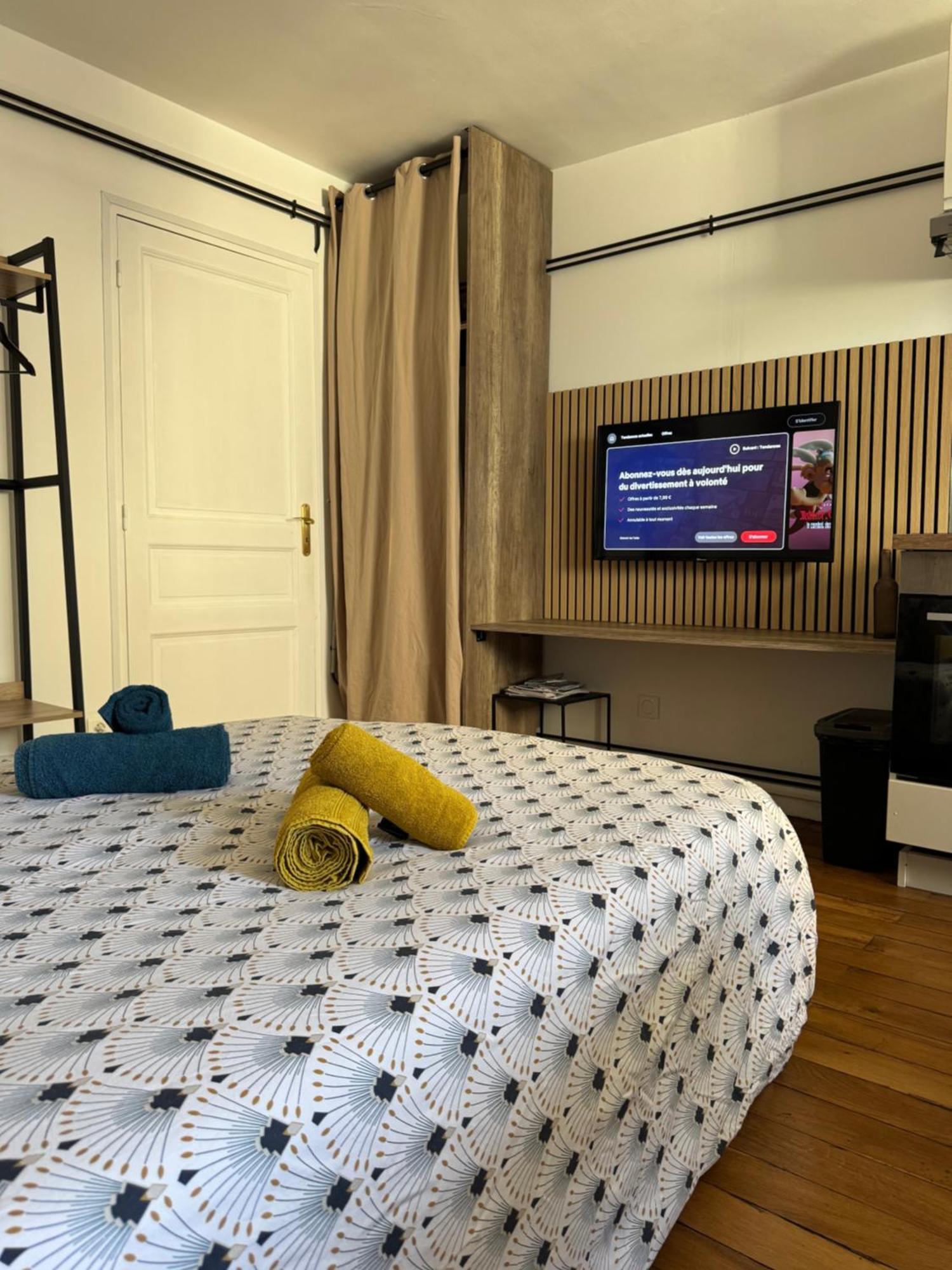 Charmant Appartement Au Coeur De Bourges Eksteriør bilde